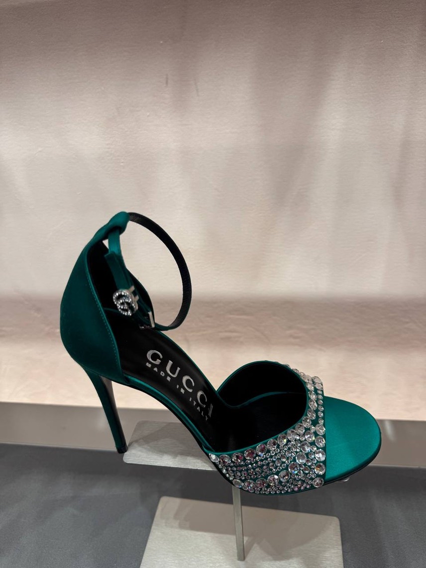 GUCCI Sandals front view - Women's luxury Shoes