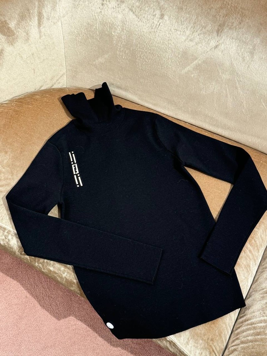 FENDI Knitwear front view - Women's luxury Clothes