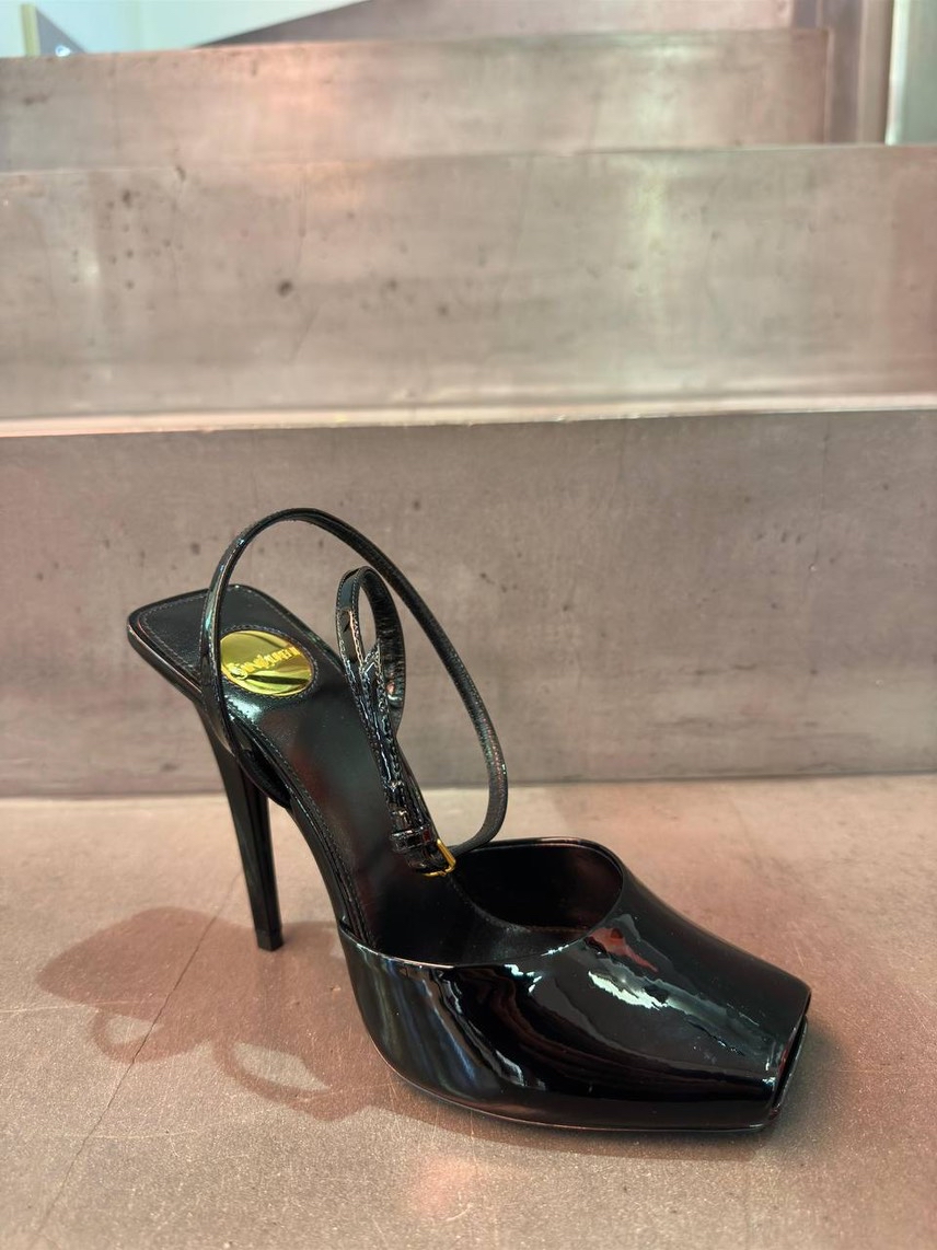 YVES SAINT LAURENT Sandals front view - Women's luxury Shoes