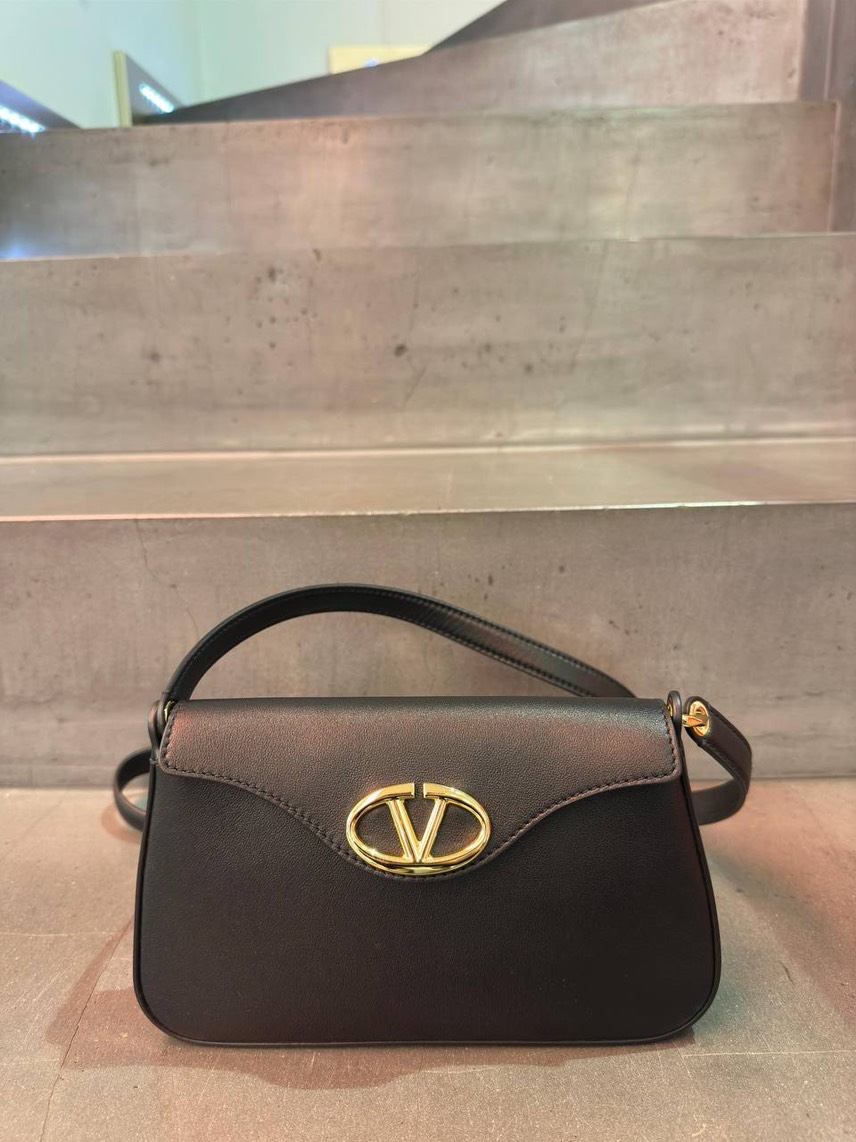 VALENTINO GARAVANI Crossbody bags front view - Women's luxury Bags