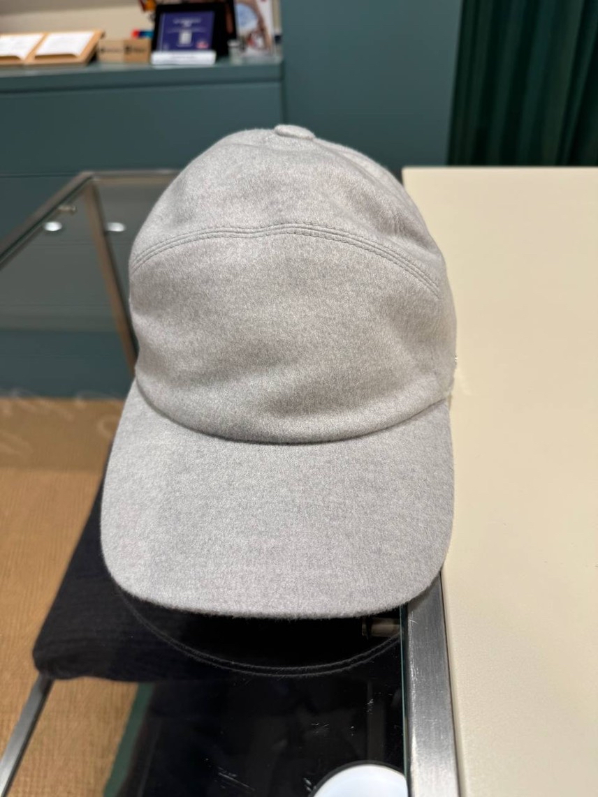 LORO PIANA Caps and Hats side view - Men's luxury Accessories