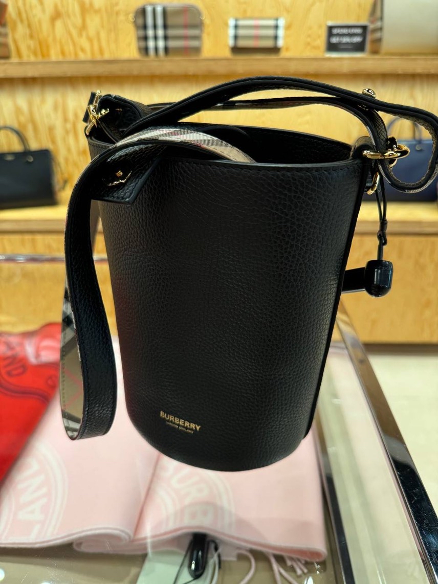 BURBERRY Crossbody bags side view - Women's luxury Bags