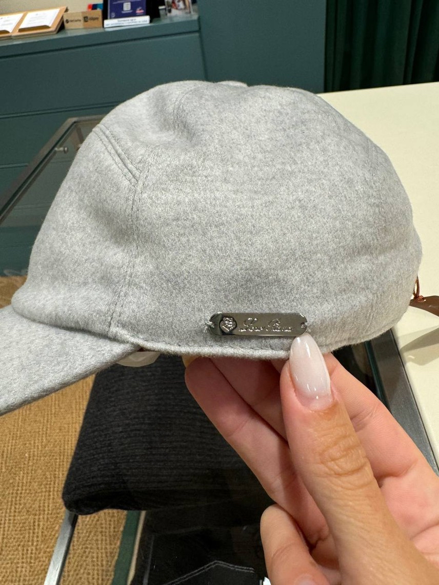 LORO PIANA Caps and Hats side view - Men's luxury Accessories