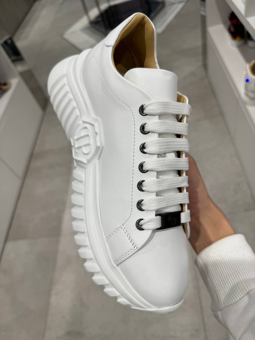PHILIPP PLEIN Sneakers side view - Men's luxury Shoes