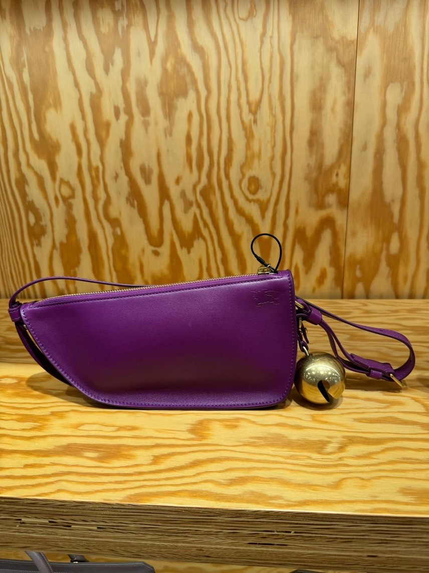 BURBERRY Shoulder bags side view - Women's luxury Bags