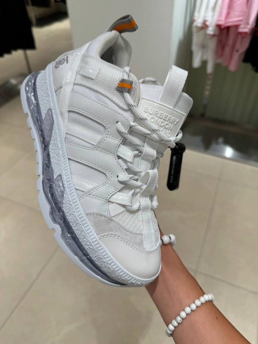 BURBERRY Sneakers side view - Women's luxury Shoes