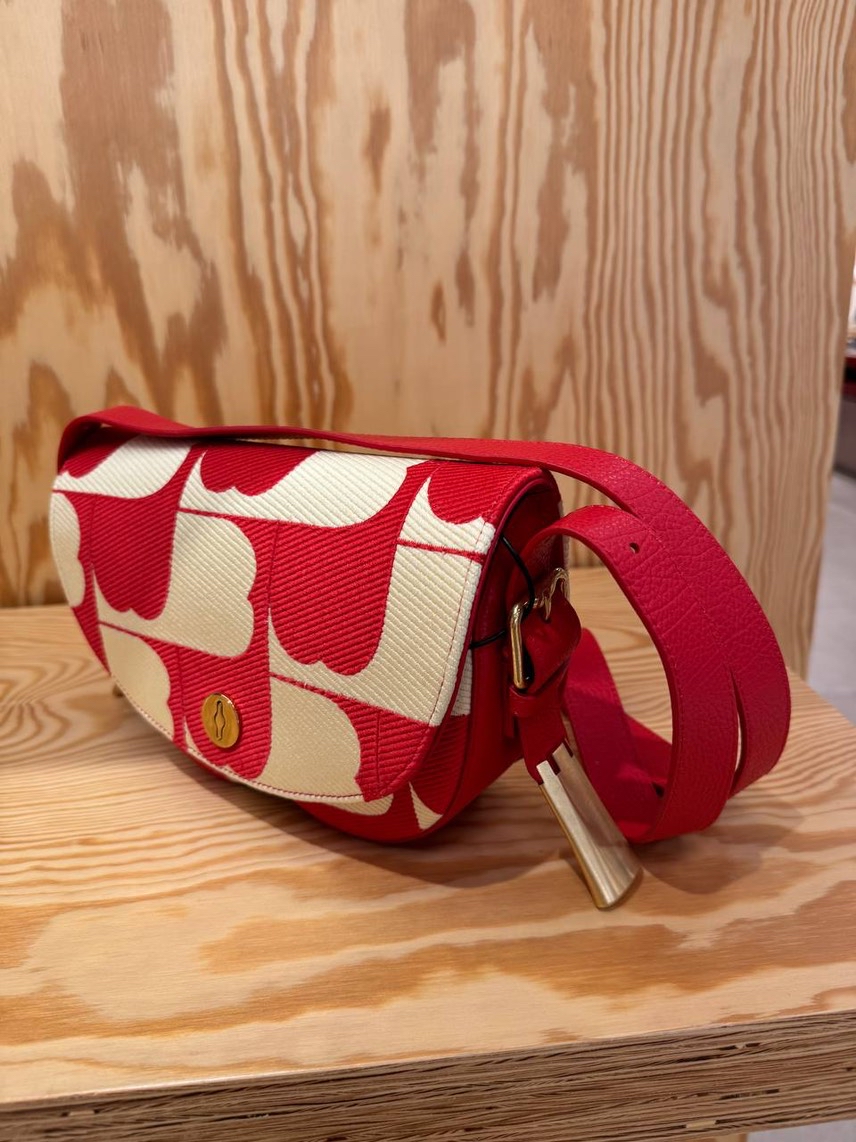 BURBERRY Crossbody bags side view - Women's luxury Bags