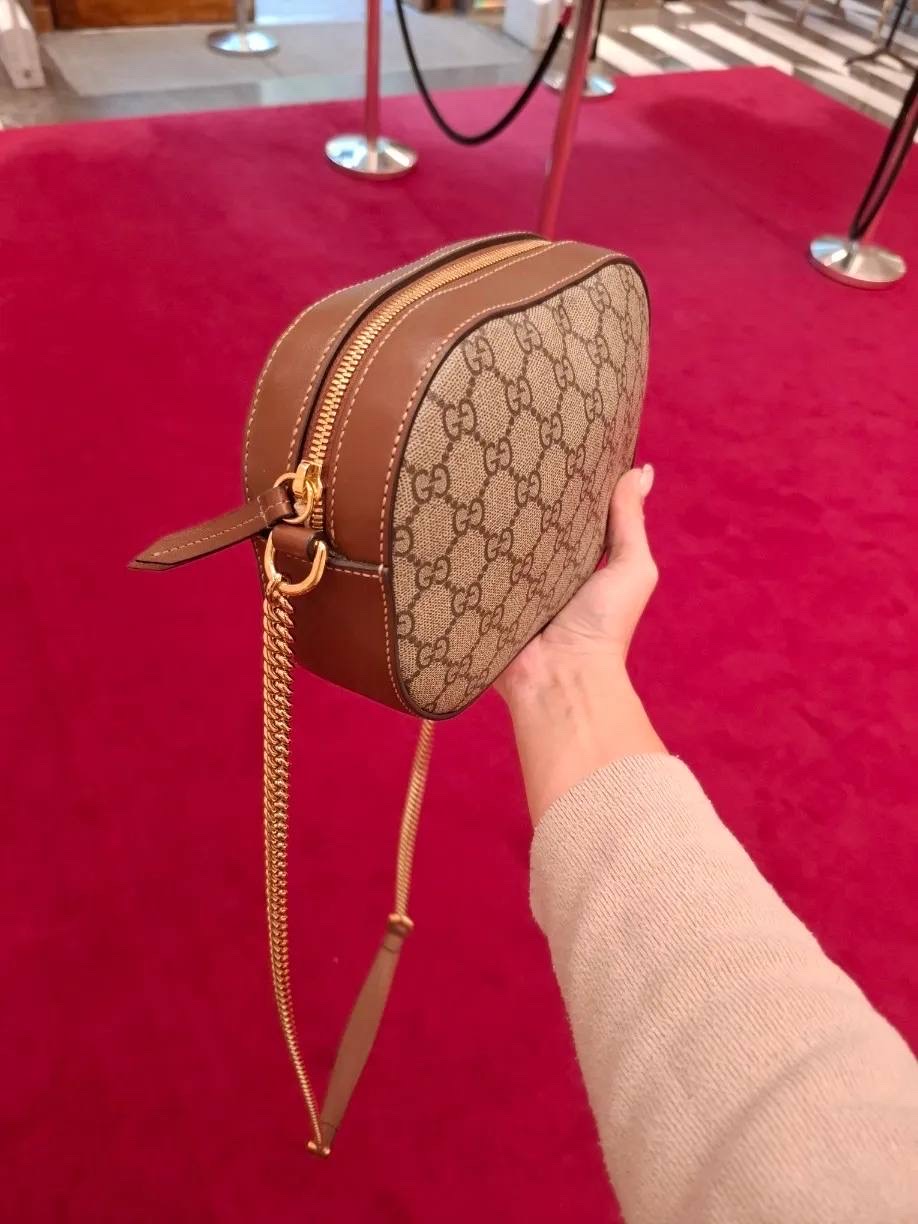 GUCCI Crossbody bags side view - Women's luxury Bags