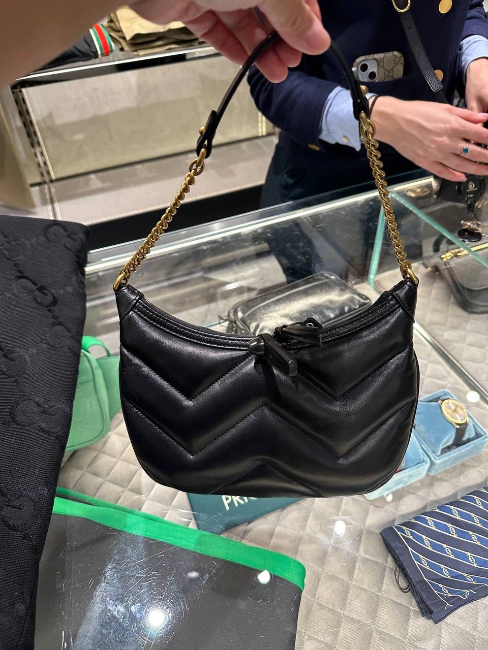 GUCCI Crossbody bags side view - Women's luxury Bags