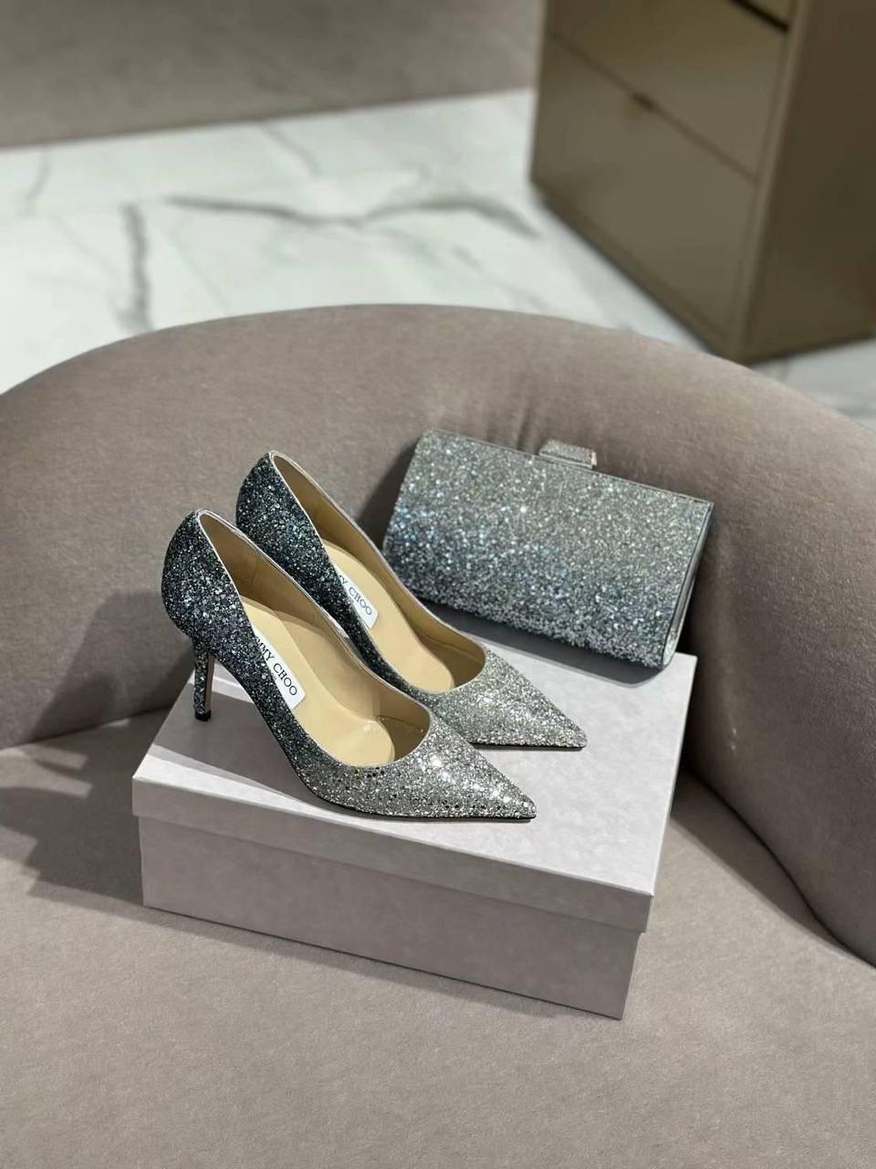 JIMMY CHOO Pumps side view - Women's luxury Shoes