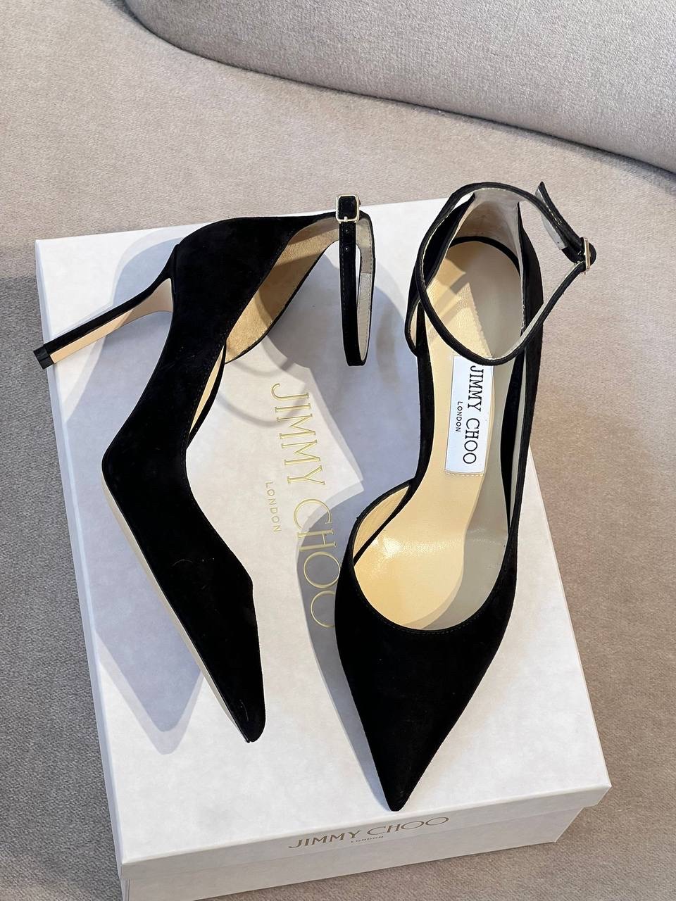 JIMMY CHOO Pumps side view - Women's luxury Shoes