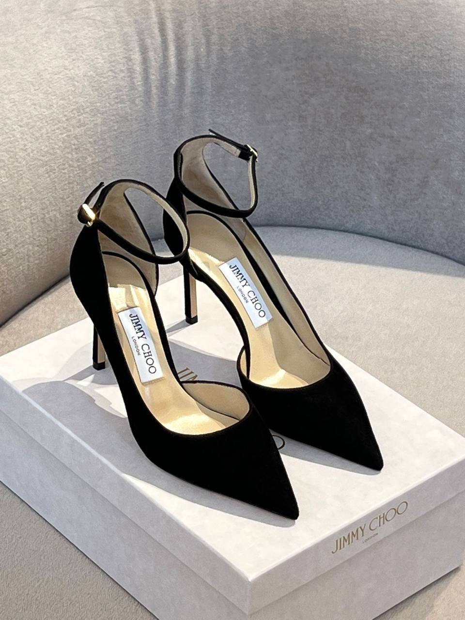 JIMMY CHOO Pumps side view - Women's luxury Shoes