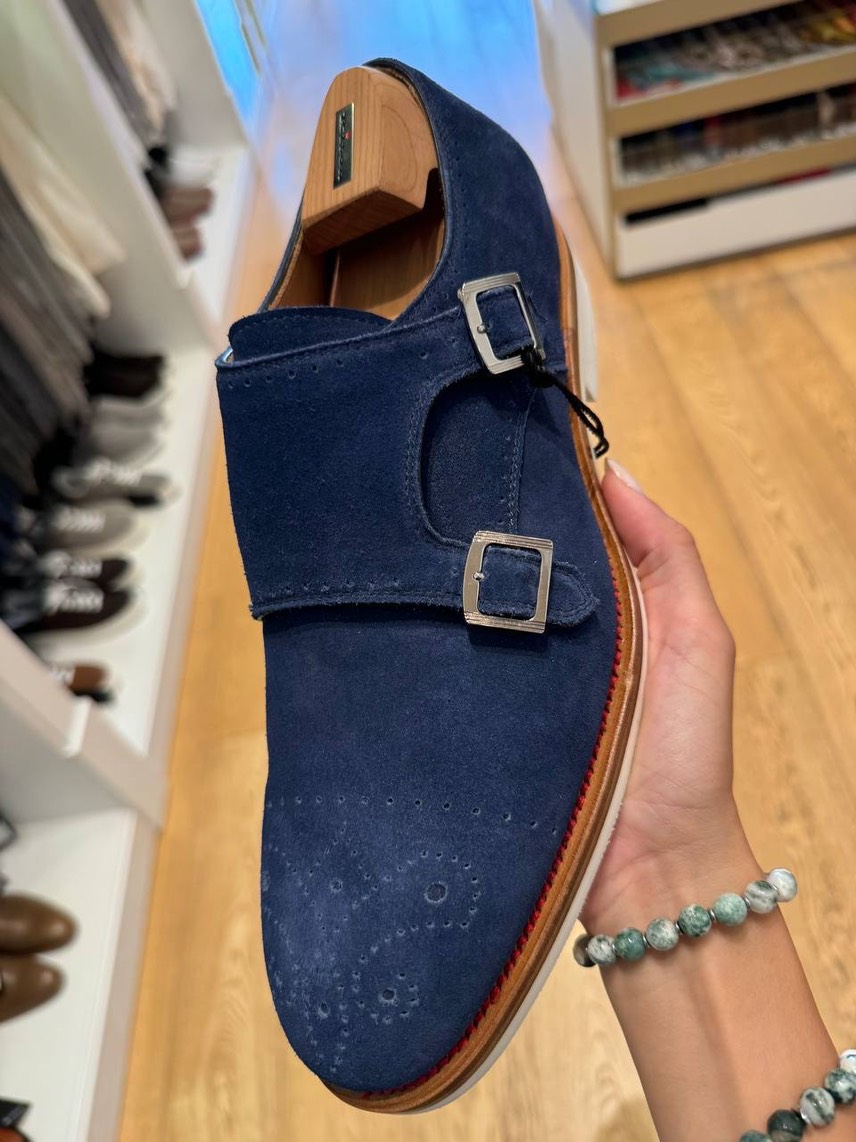 KITON Loafers front view - Men's luxury Shoes