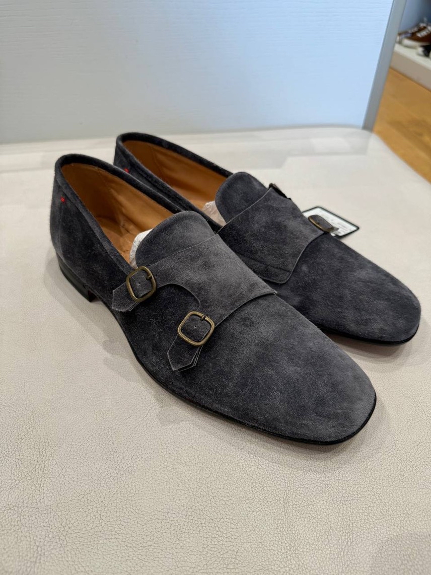 KITON Loafers side view - Men's luxury Shoes