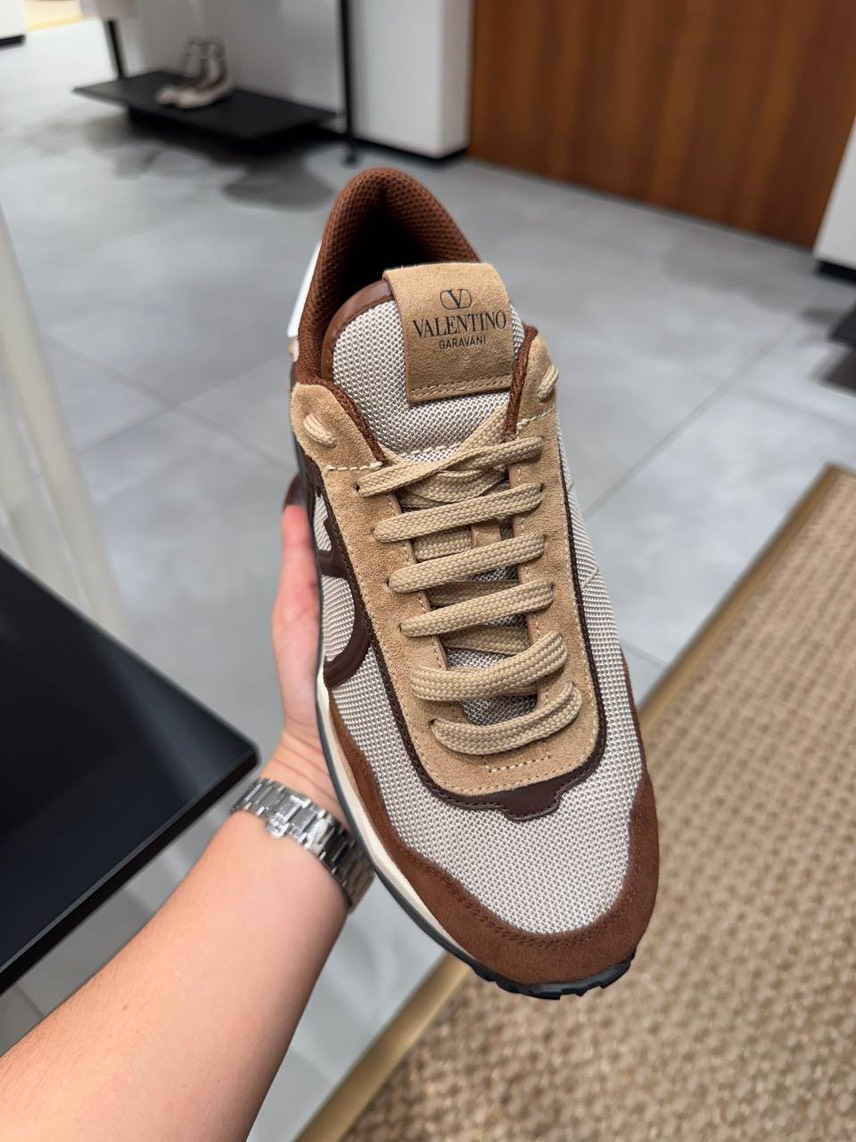 VALENTINO GARAVANI Sneakers side view - Men's luxury Shoes
