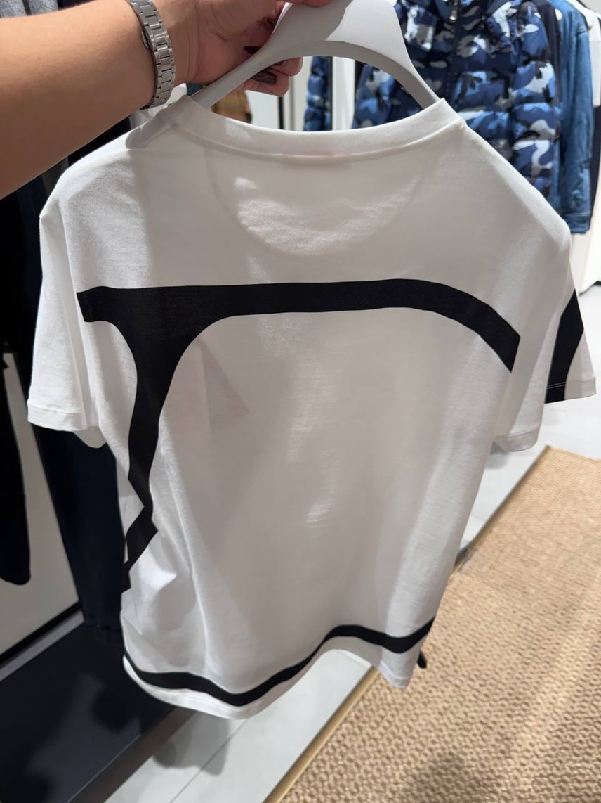 VALENTINO GARAVANI T-shirt and Polo side view - Men's luxury Clothes
