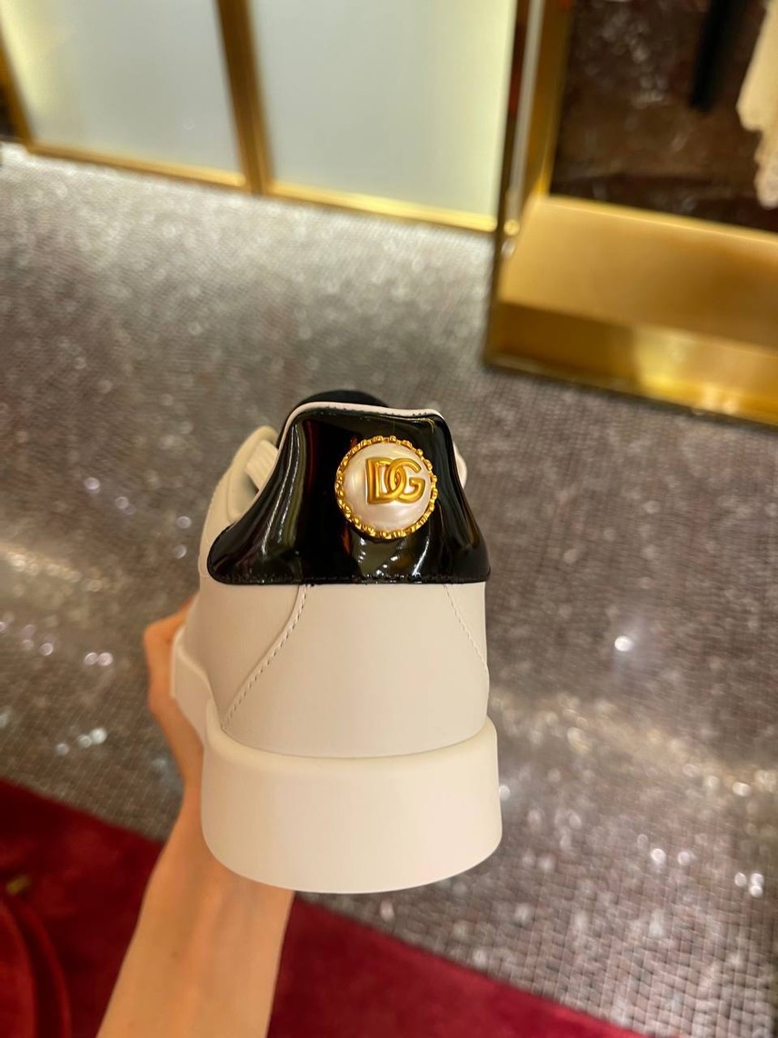 DOLCE & GABBANA Sneakers side view - Women's luxury Shoes