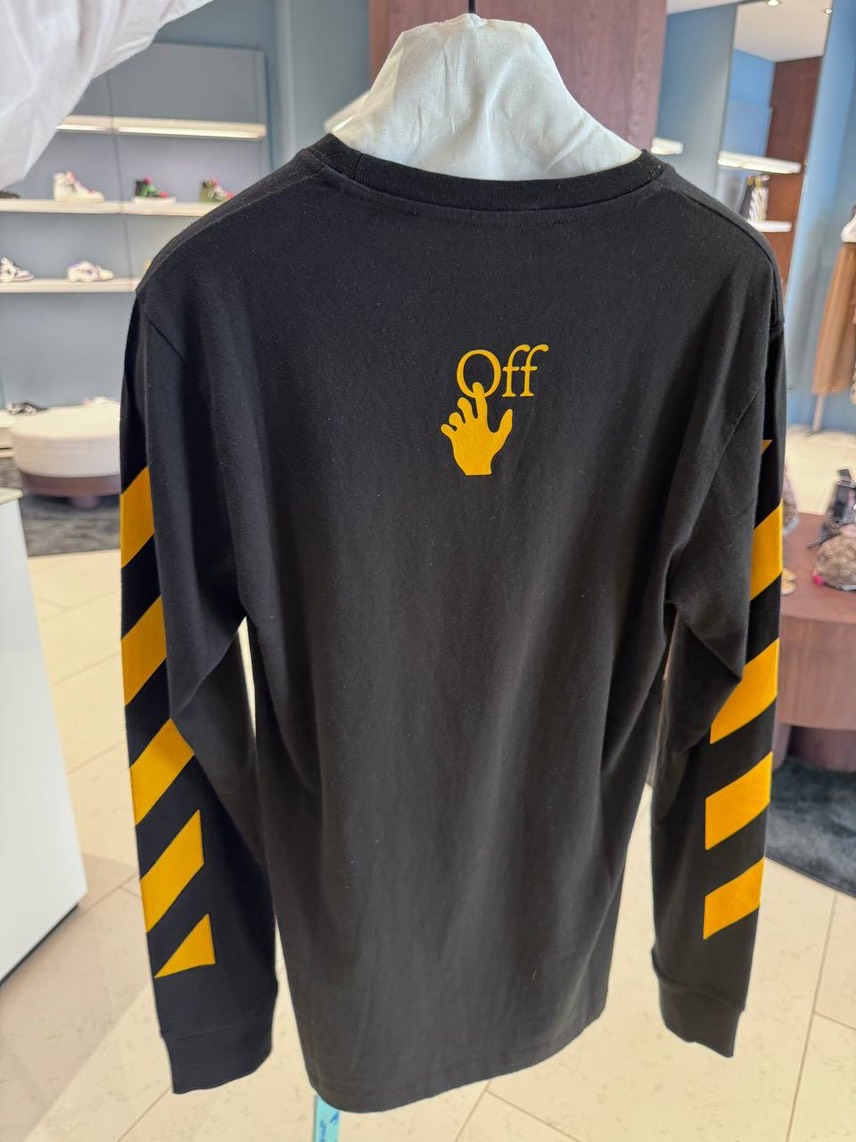 OFF-WHITE T-shirt and Polo side view - Men's luxury Clothes