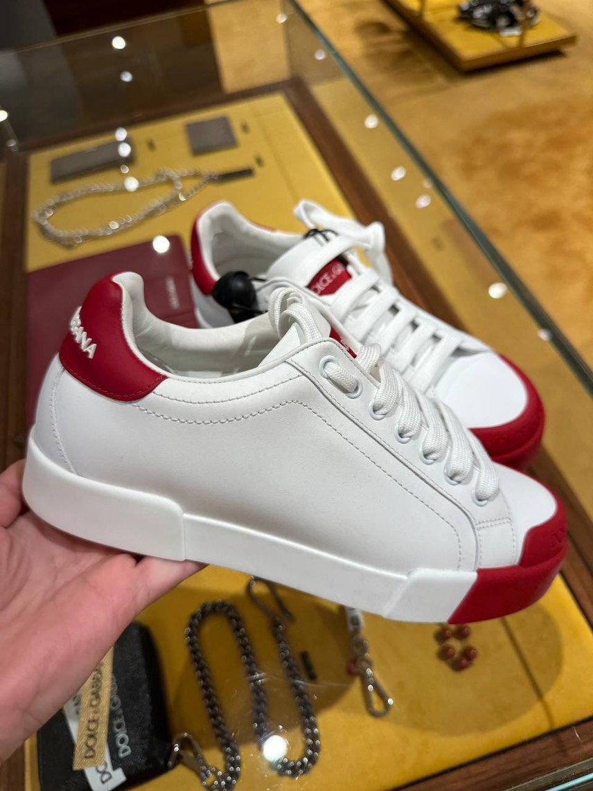 DOLCE & GABBANA Sneakers side view - Men's luxury Shoes