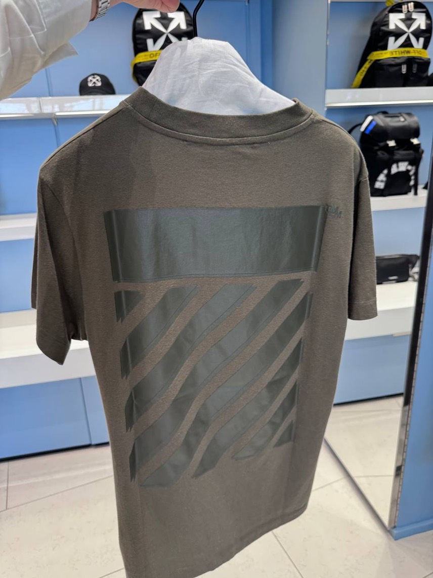OFF-WHITE T-shirt and Polo side view - Men's luxury Clothes