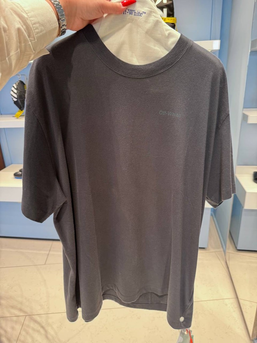 OFF-WHITE T-shirt and Polo side view - Men's luxury Clothes