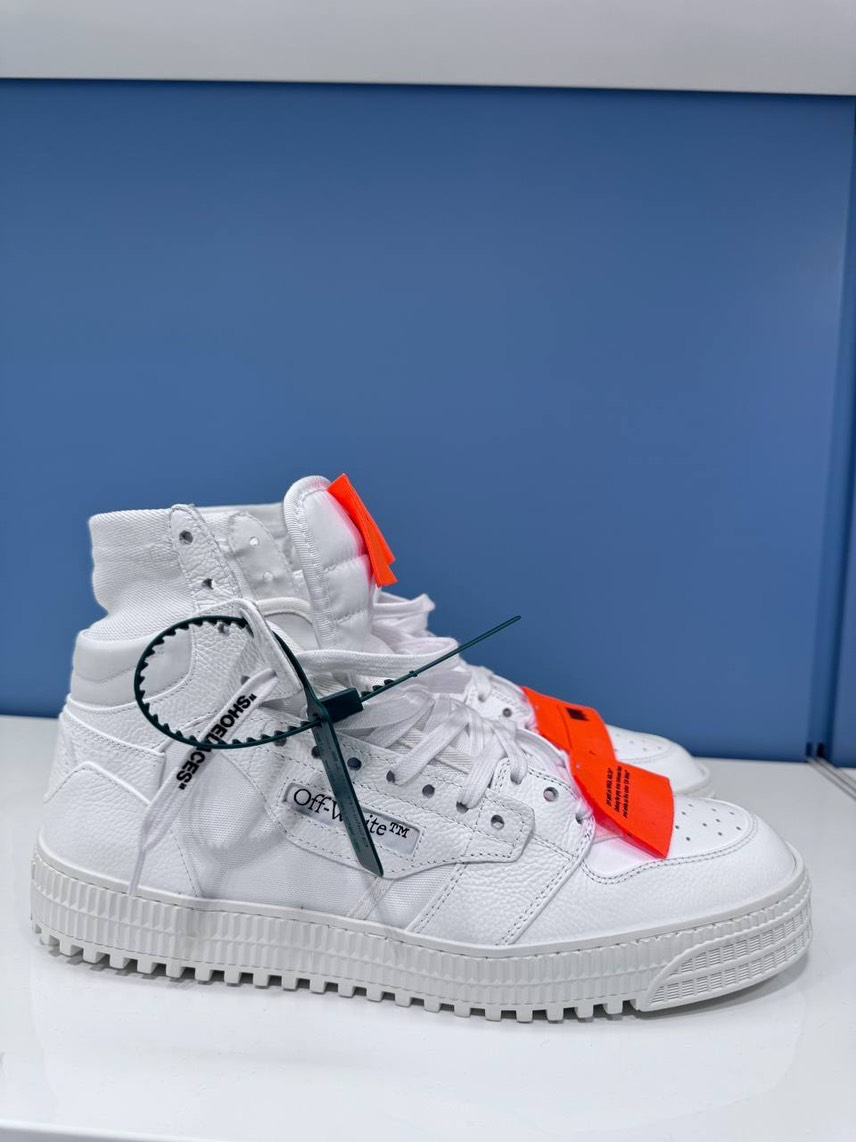 OFF-WHITE Sneakers front view - Men's luxury Shoes