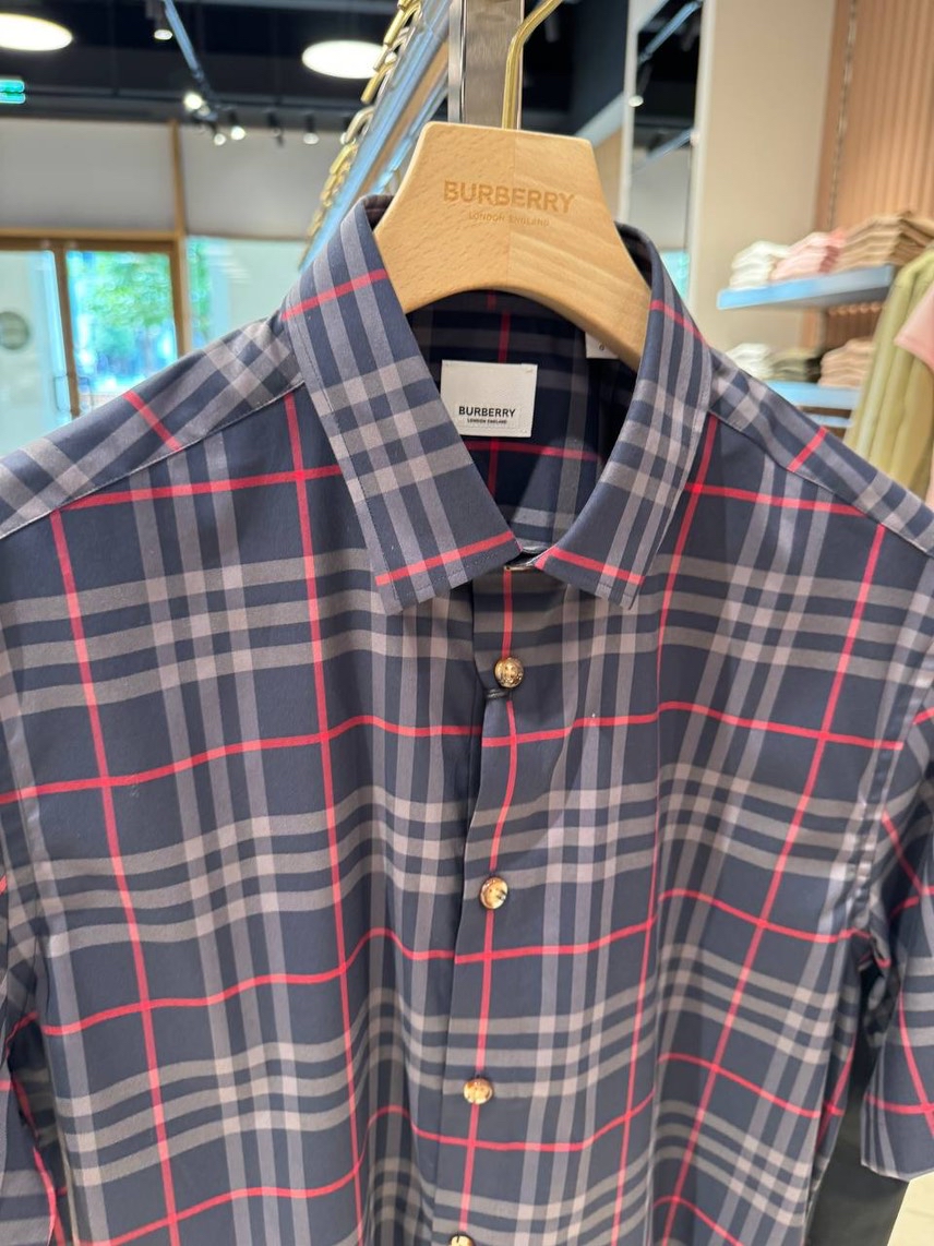 BURBERRY Shirts side view - Men's luxury Clothes