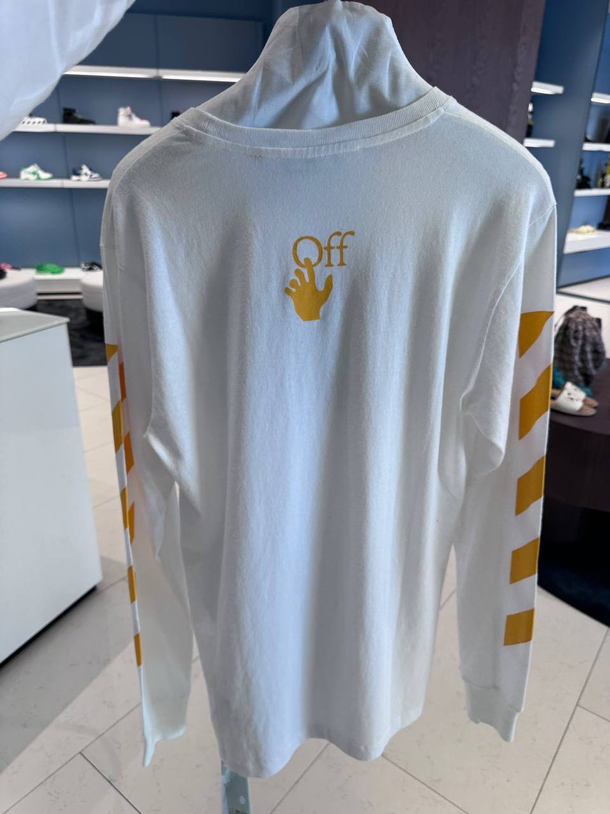 OFF-WHITE T-shirt and Polo side view - Men's luxury Clothes