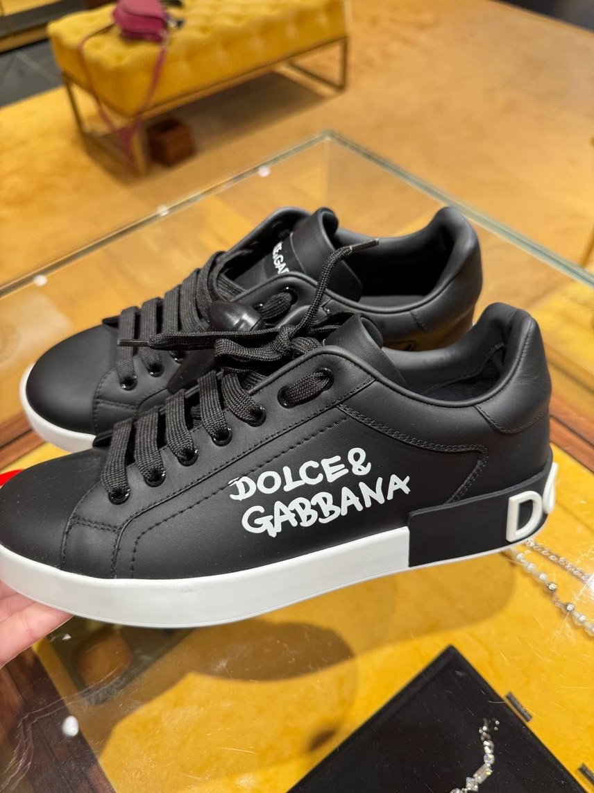 DOLCE & GABBANA Sneakers front view - Men's luxury Shoes