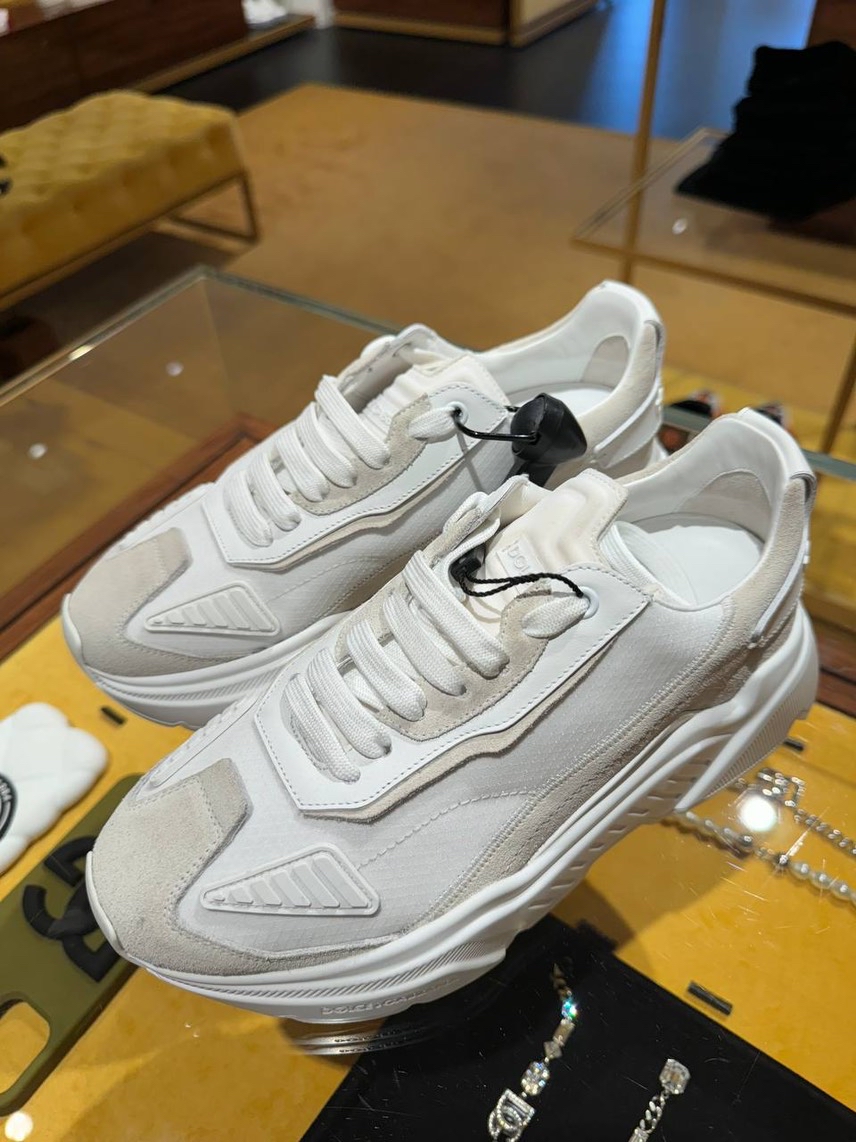 DOLCE & GABBANA Sneakers side view - Men's luxury Shoes