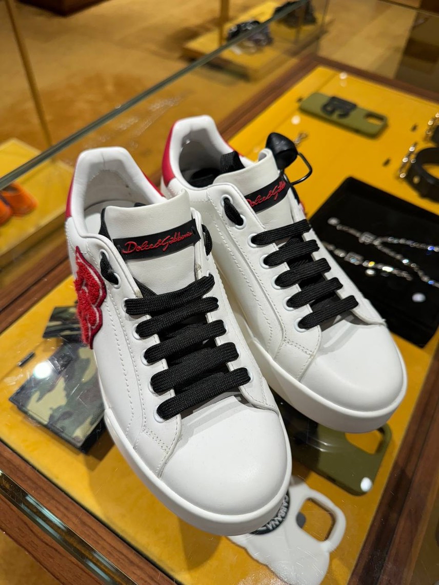 DOLCE & GABBANA Sneakers side view - Men's luxury Shoes