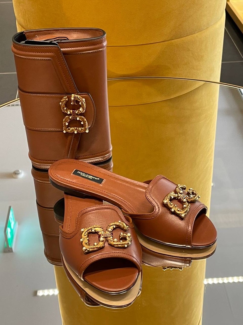 DOLCE & GABBANA Slides front view - Women's luxury Shoes