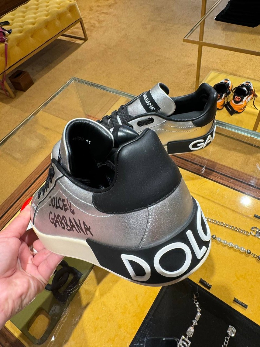 DOLCE & GABBANA Sneakers side view - Men's luxury Shoes