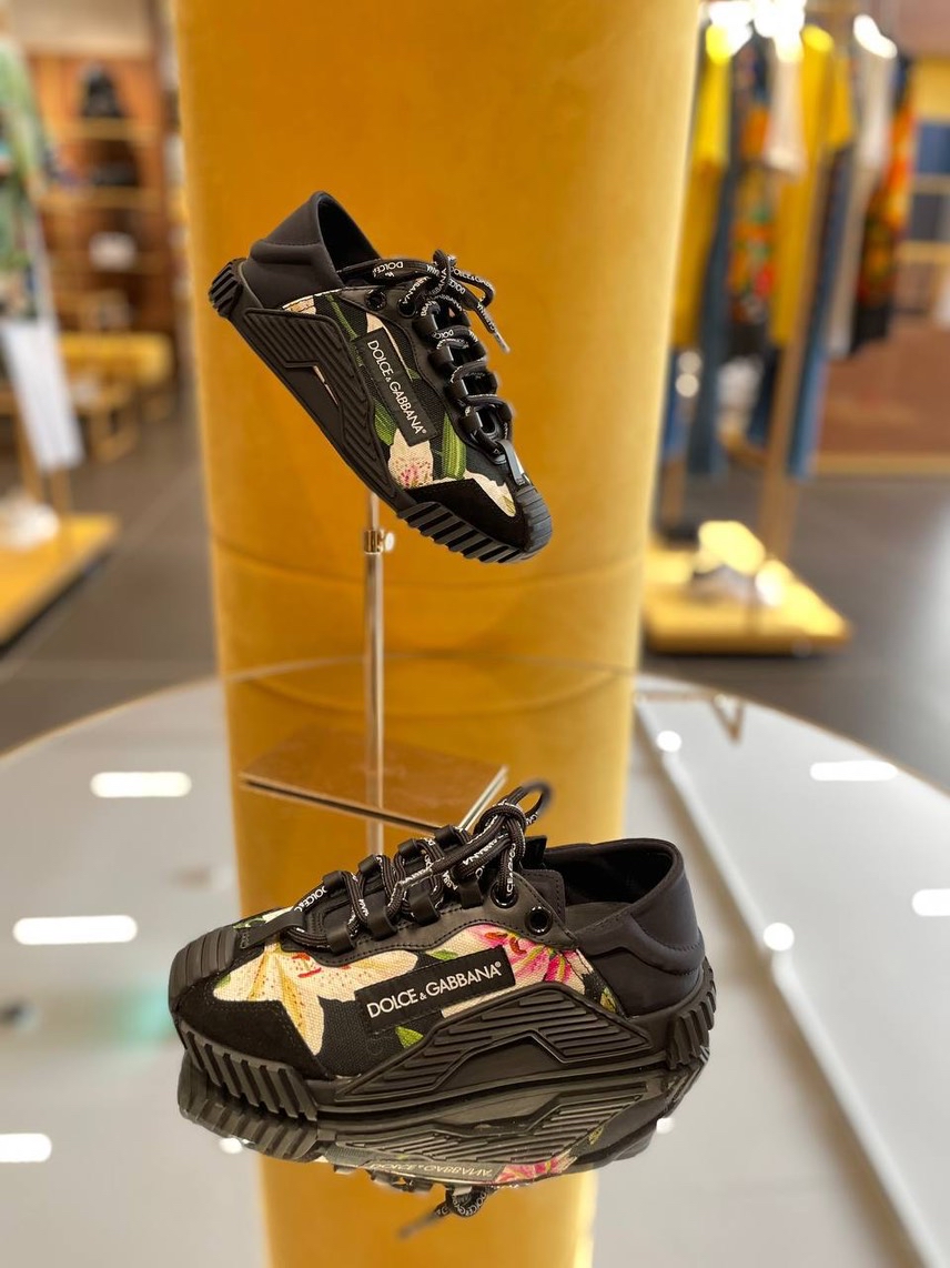 DOLCE & GABBANA Sneakers front view - Women's luxury Shoes