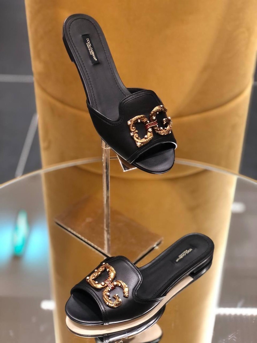 DOLCE & GABBANA Slides side view - Women's luxury Shoes