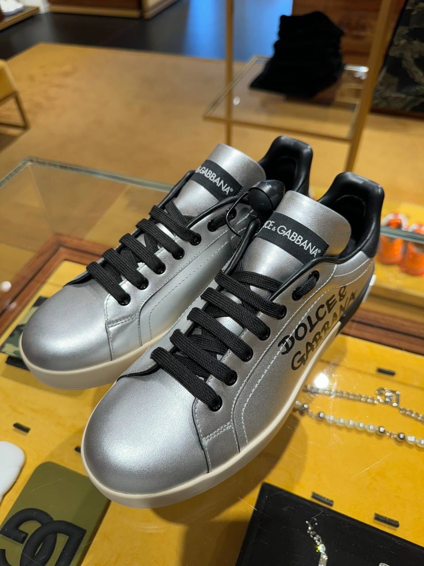 DOLCE & GABBANA Sneakers side view - Men's luxury Shoes