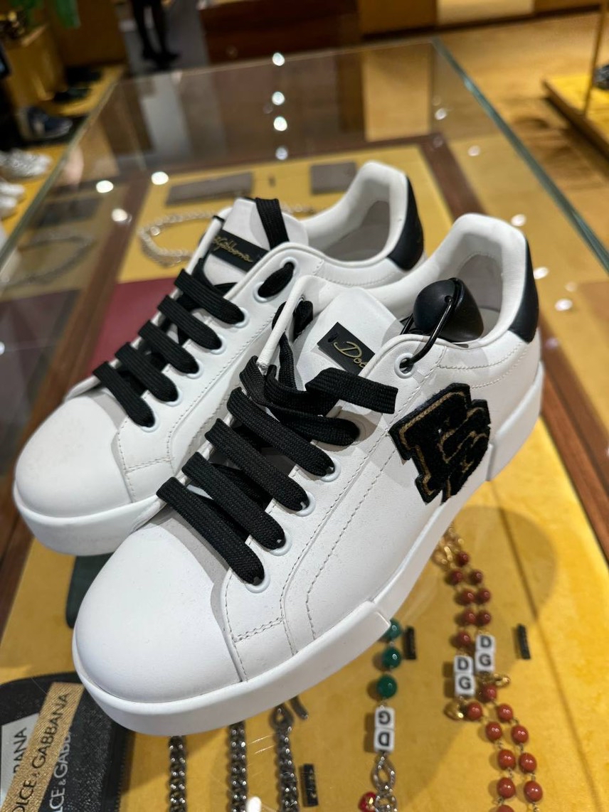 DOLCE & GABBANA Sneakers front view - Men's luxury Shoes