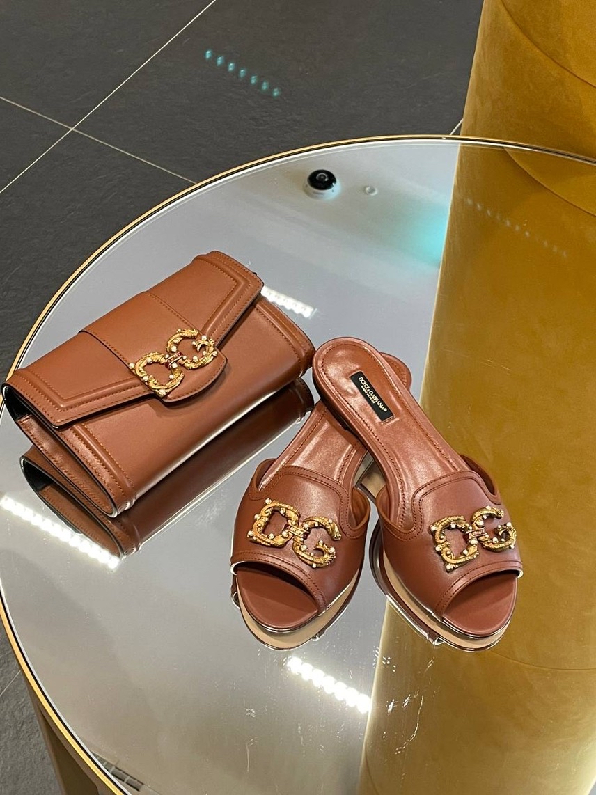 DOLCE & GABBANA Slides side view - Women's luxury Shoes