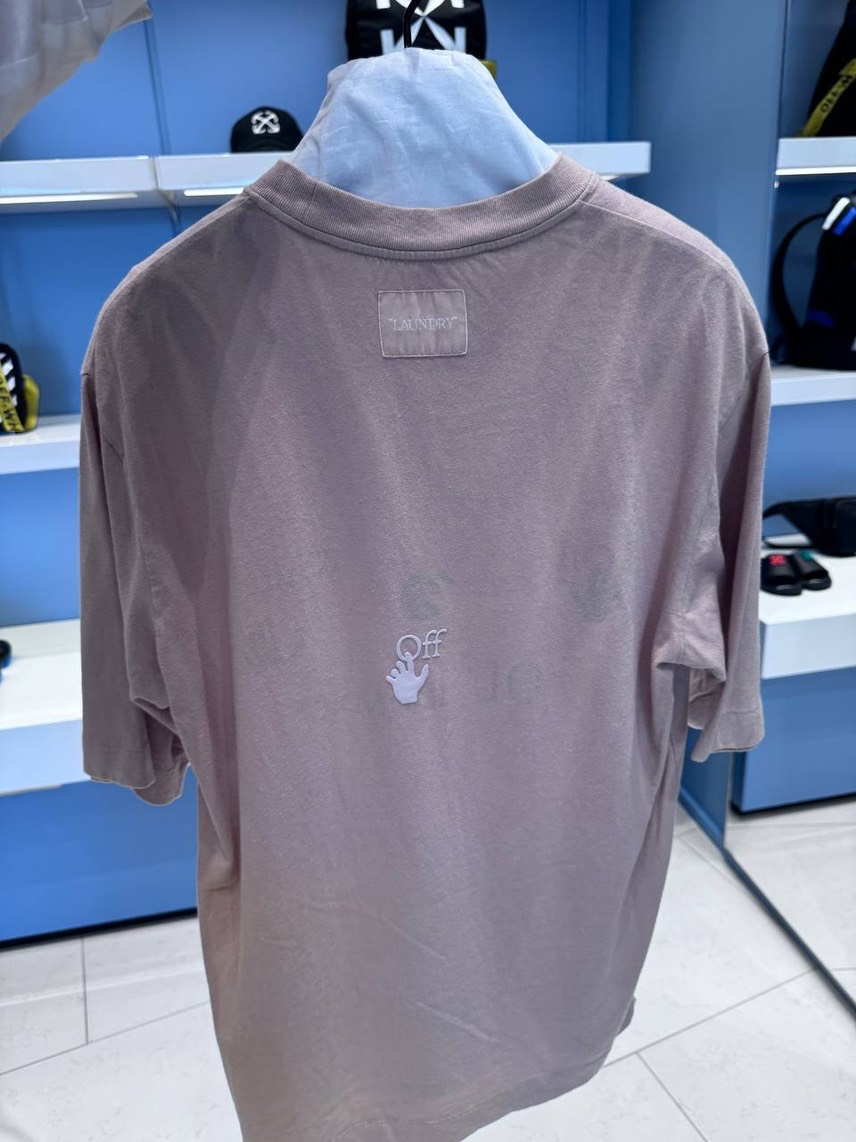 OFF-WHITE T-shirt and Polo side view - Men's luxury Clothes
