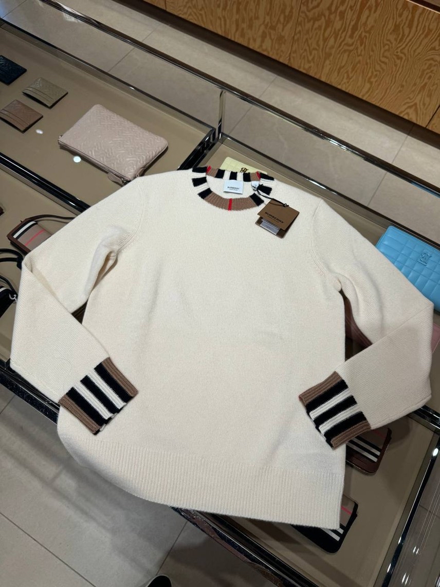 BURBERRY Hoodies front view - Women's luxury Clothes