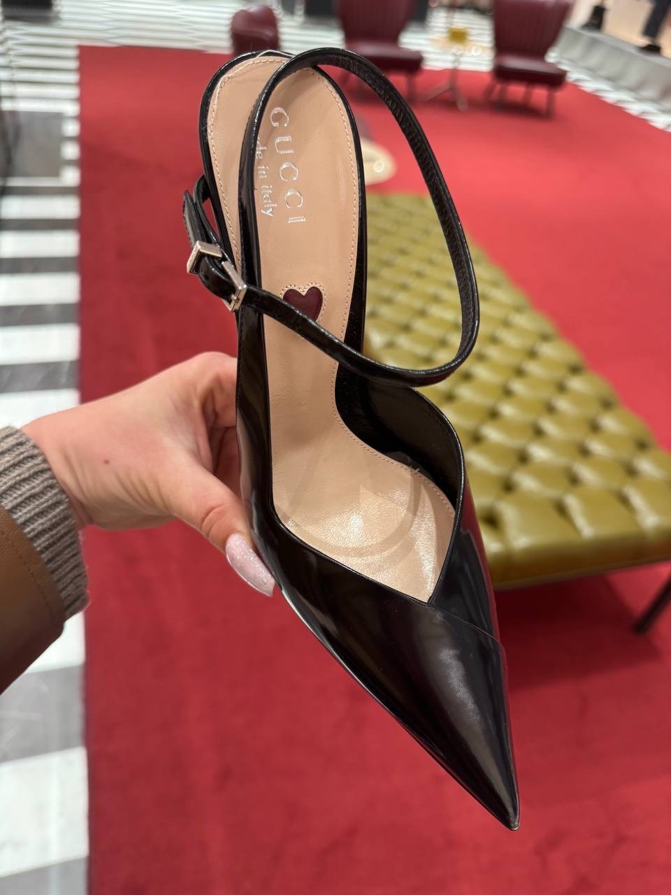 GUCCI Sandals side view - Women's luxury Shoes