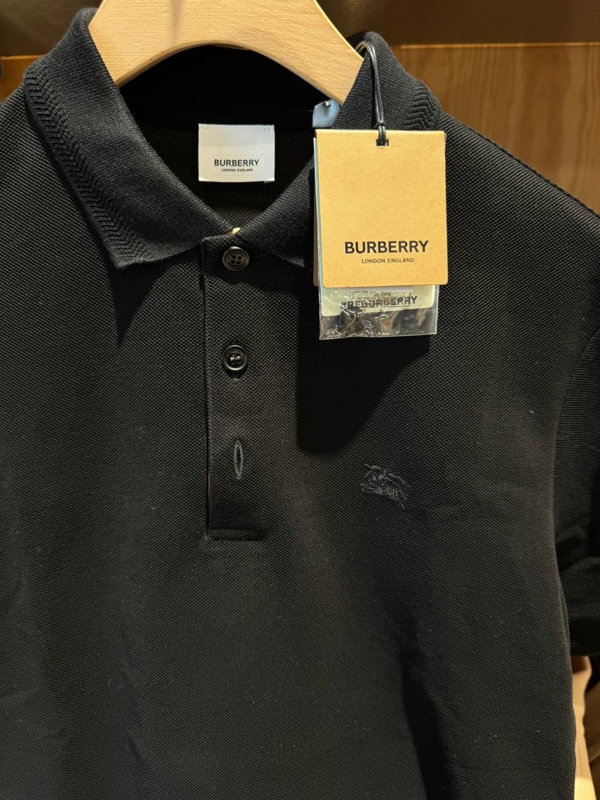 BURBERRY T-shirt and Polo side view - Men's luxury Clothes