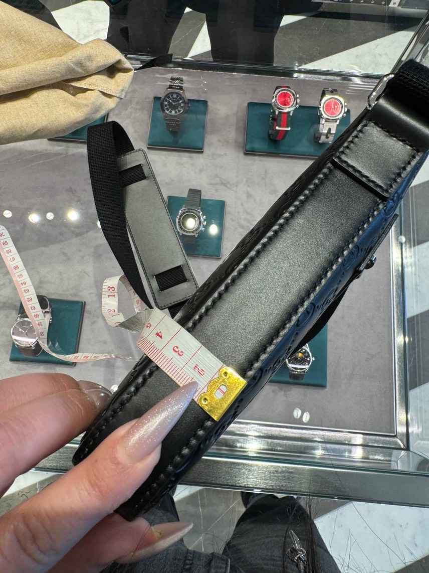GUCCI Crossbody bags side view - Men's luxury Bags