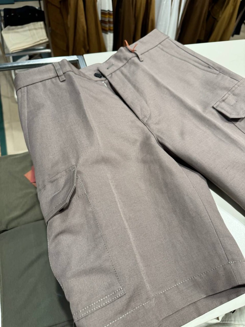 LORO PIANA Shorts side view - Men's luxury Clothes