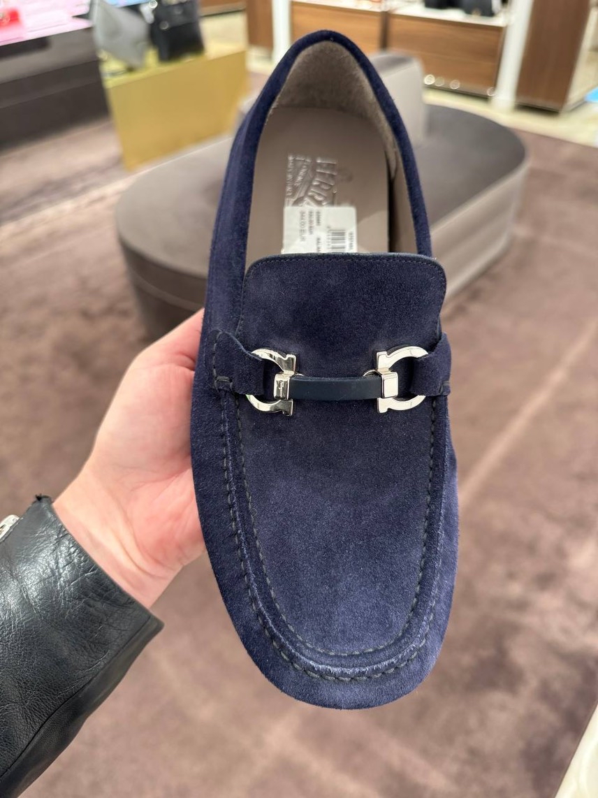 SALVATORE FERRAGAMO Moccasins side view - Men's luxury Shoes