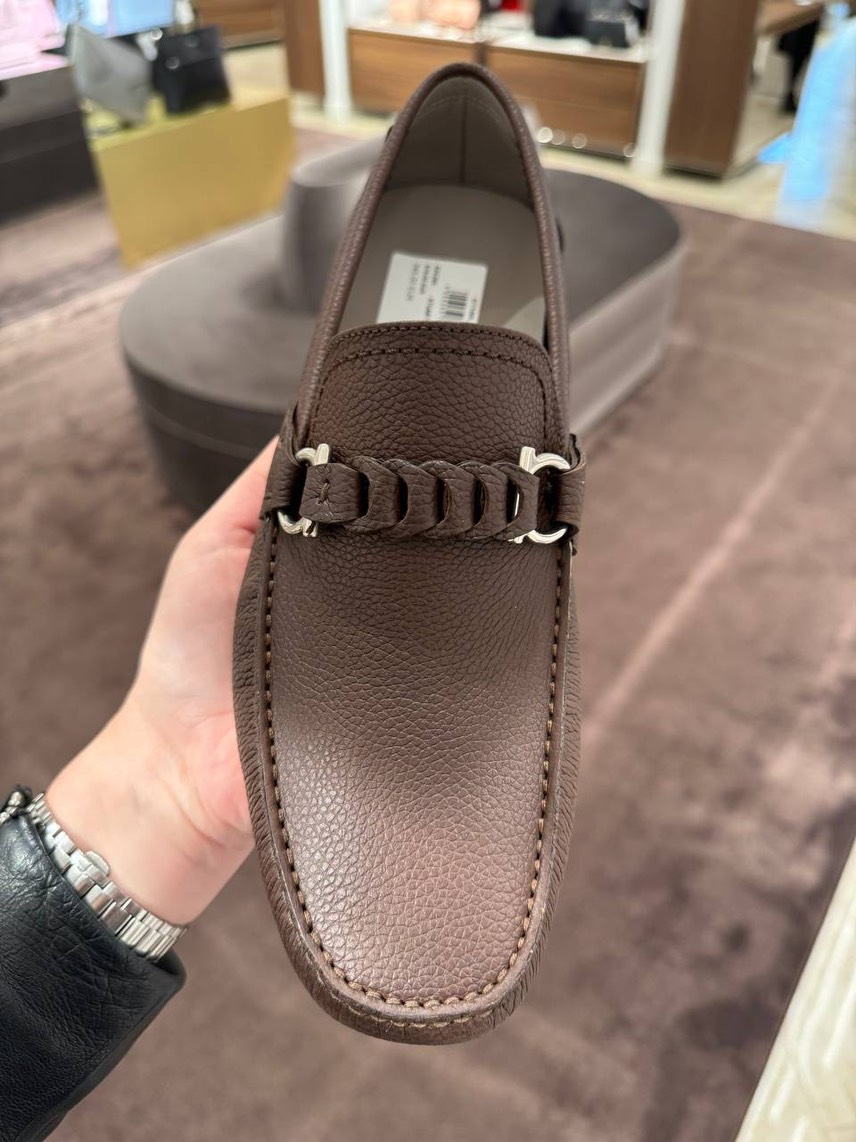 SALVATORE FERRAGAMO Moccasins side view - Men's luxury Shoes