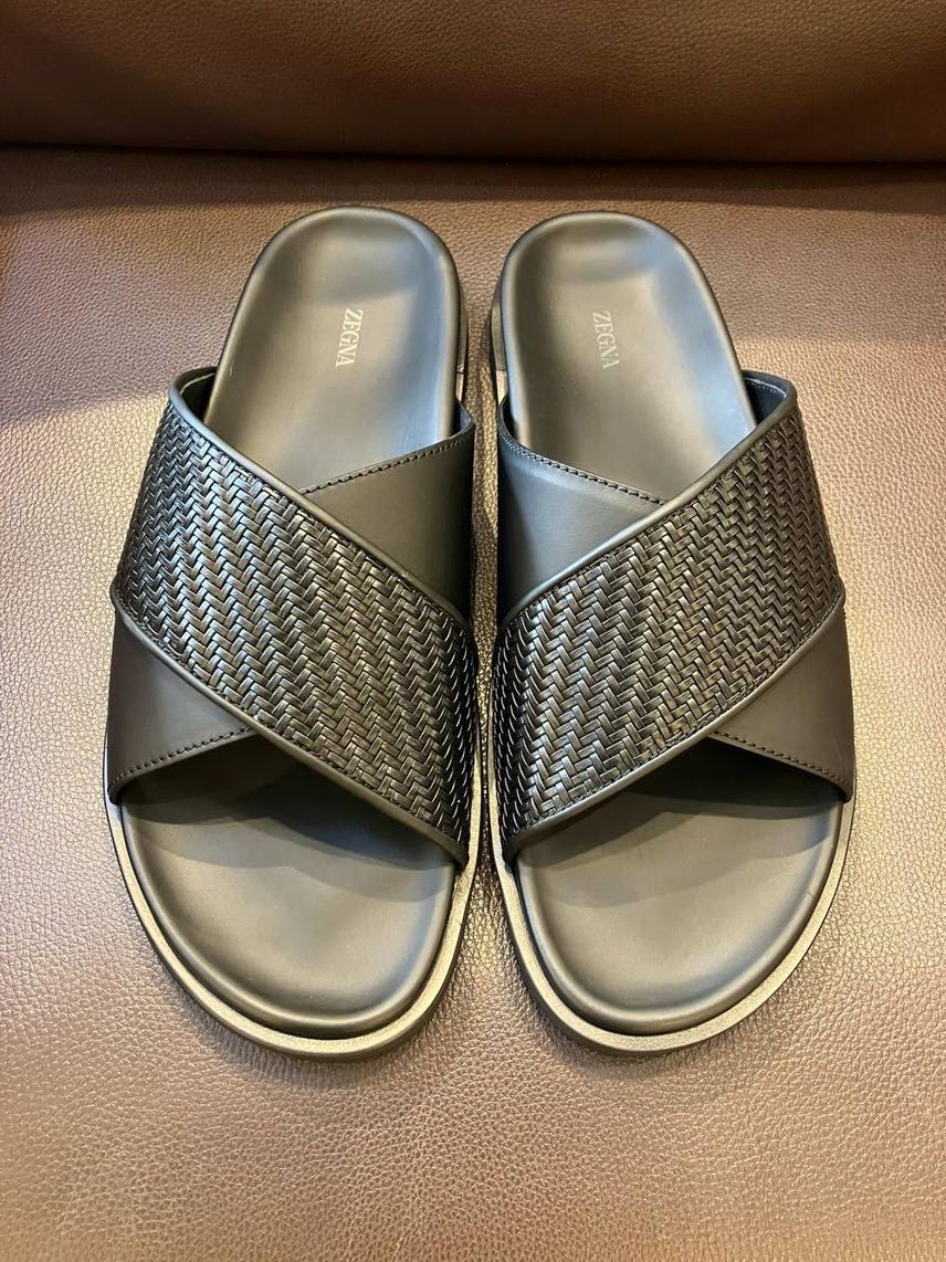 ERMENEGILDO ZEGNA Slides front view - Men's luxury Shoes