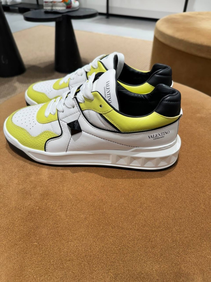 VALENTINO GARAVANI Sneakers side view - Men's luxury Shoes