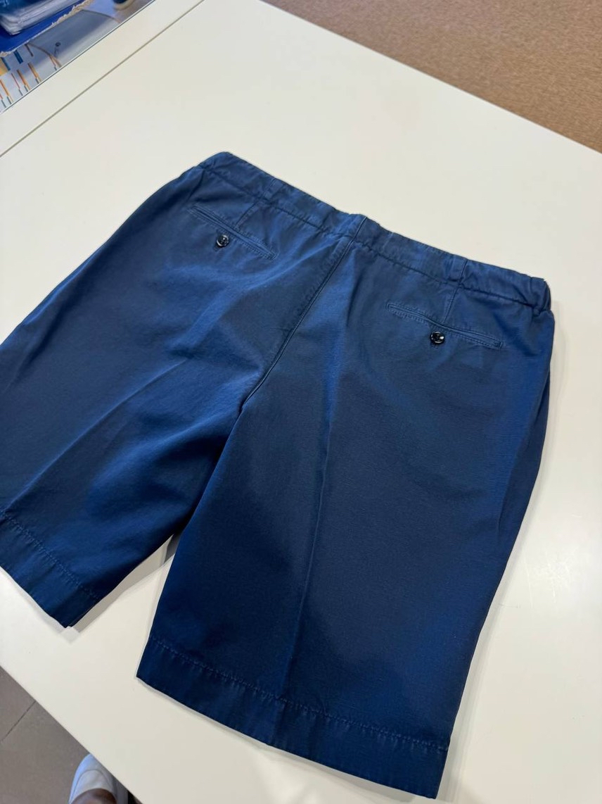 LORO PIANA Shorts side view - Men's luxury Clothes