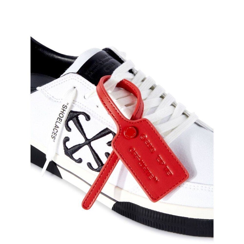 OFF-WHITE Sneakers side view - Men's luxury Shoes